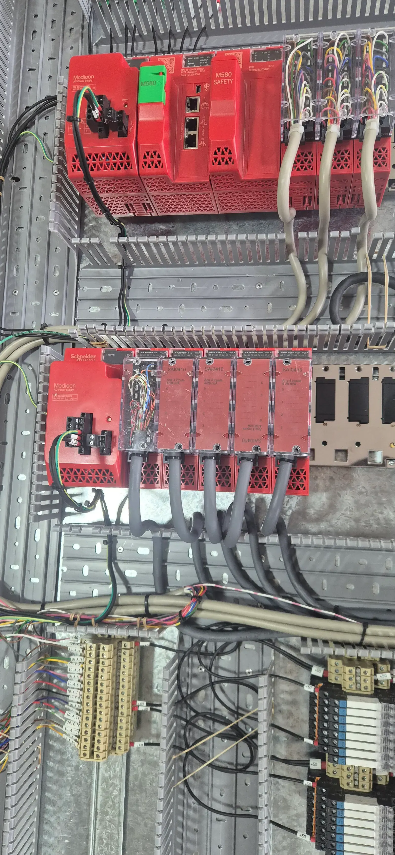 Instalación eléctrica en proceso industrial